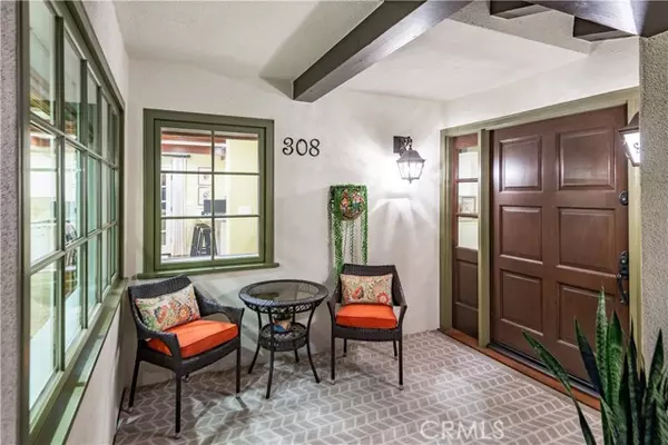 Palos Verdes Estates, CA 90274,308 Via Almar