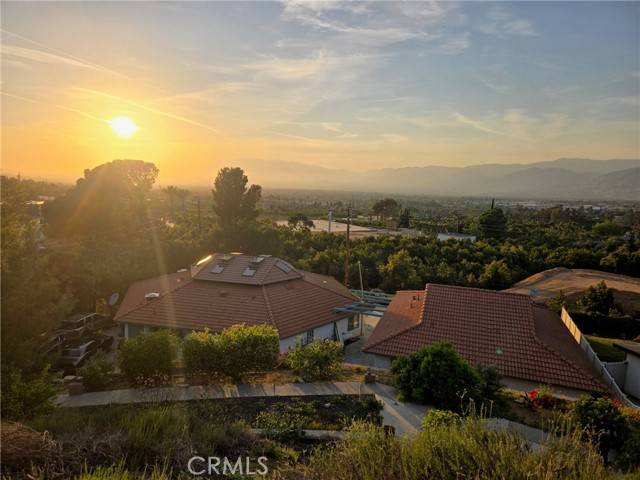11485 Crafton, Mentone, CA 92359