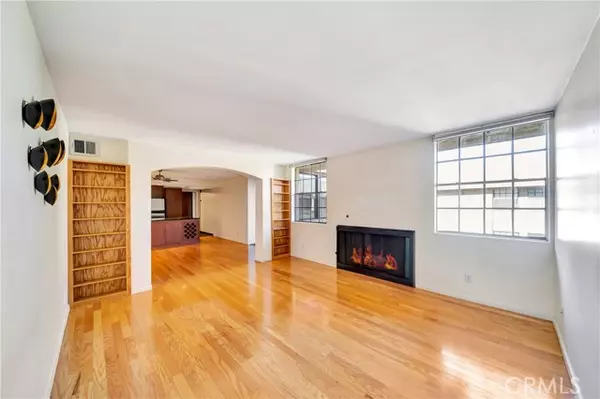 West Hollywood, CA 90069,750 N Kings RD 321