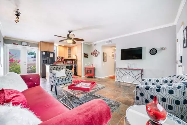 800 E Cottonwood RD 2, Palm Springs, CA 92262