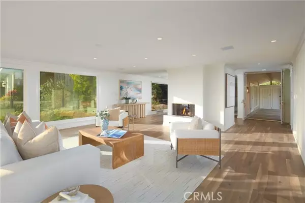 Corona Del Mar, CA 92625,2821 Ebbtide RD