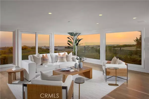Corona Del Mar, CA 92625,2821 Ebbtide RD