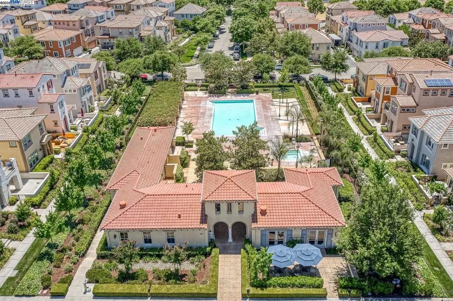 250 Selby Ln, Livermore, CA 94551