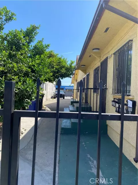South Gate, CA 90280,3034 Nebraska AVE