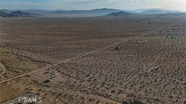 Landers, CA 92285,747 Joshua Tree RD