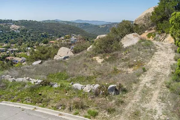 Escondido, CA 92026,13 Sage Hill WAY