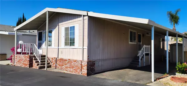 Hawaiian Gardens, CA 90716,12550 Carson ST 21