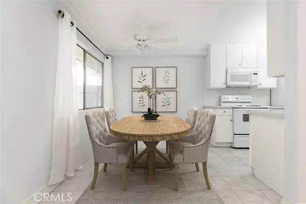 Glendale, CA 91206,121 Sinclair AVE 122