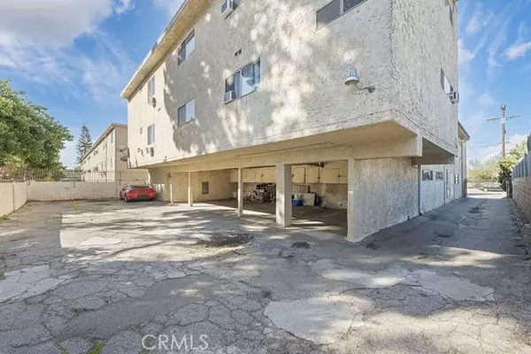 North Hollywood, CA 91605,6828 Fulton AVE