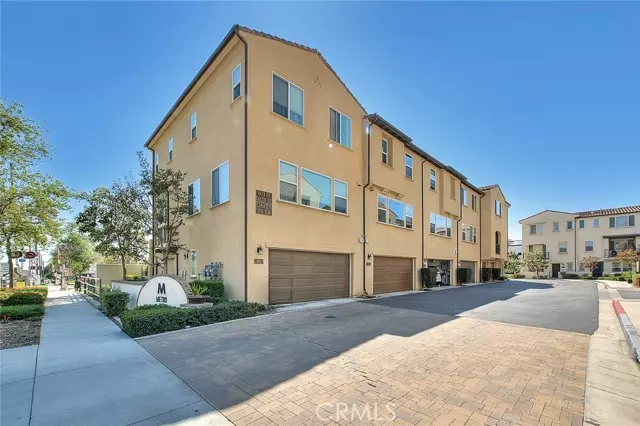 803 N Dalton Ave Unit 102, Azusa, CA 91702