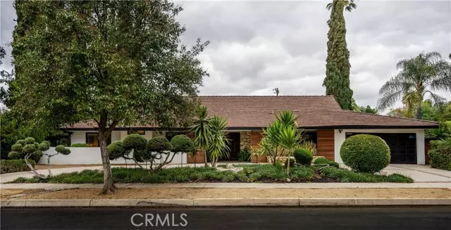 22335 Tiara ST, Woodland Hills, CA 91367