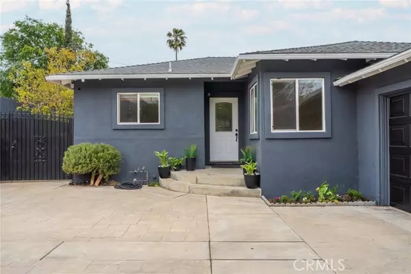 Sunland, CA 91040,10327 Langmuir AVE