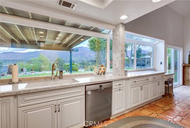 Trabuco Canyon, CA 92679,21036 Pennington LN
