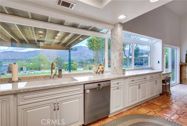 Trabuco Canyon, CA 92679,21036 Pennington LN