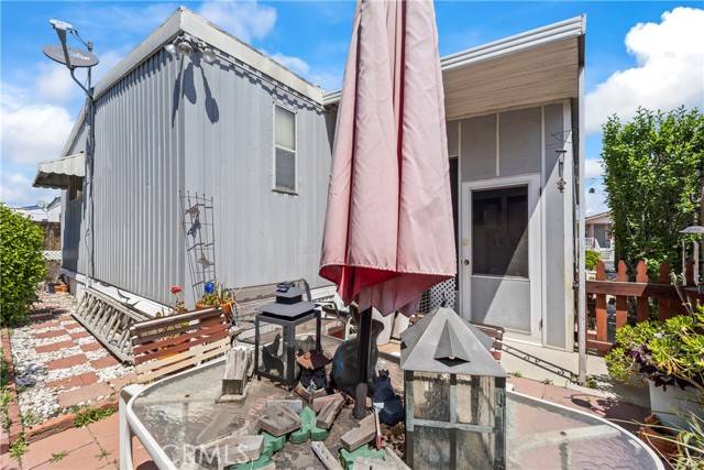 Chatsworth, CA 91311,21500 Lassen 175