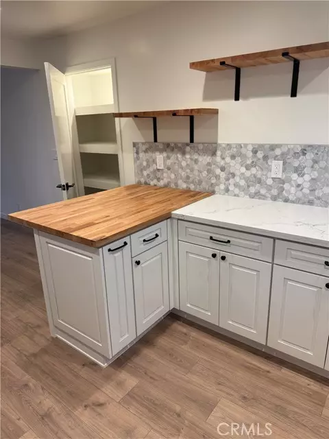 Huntington Beach, CA 92646,20272 Deervale LN