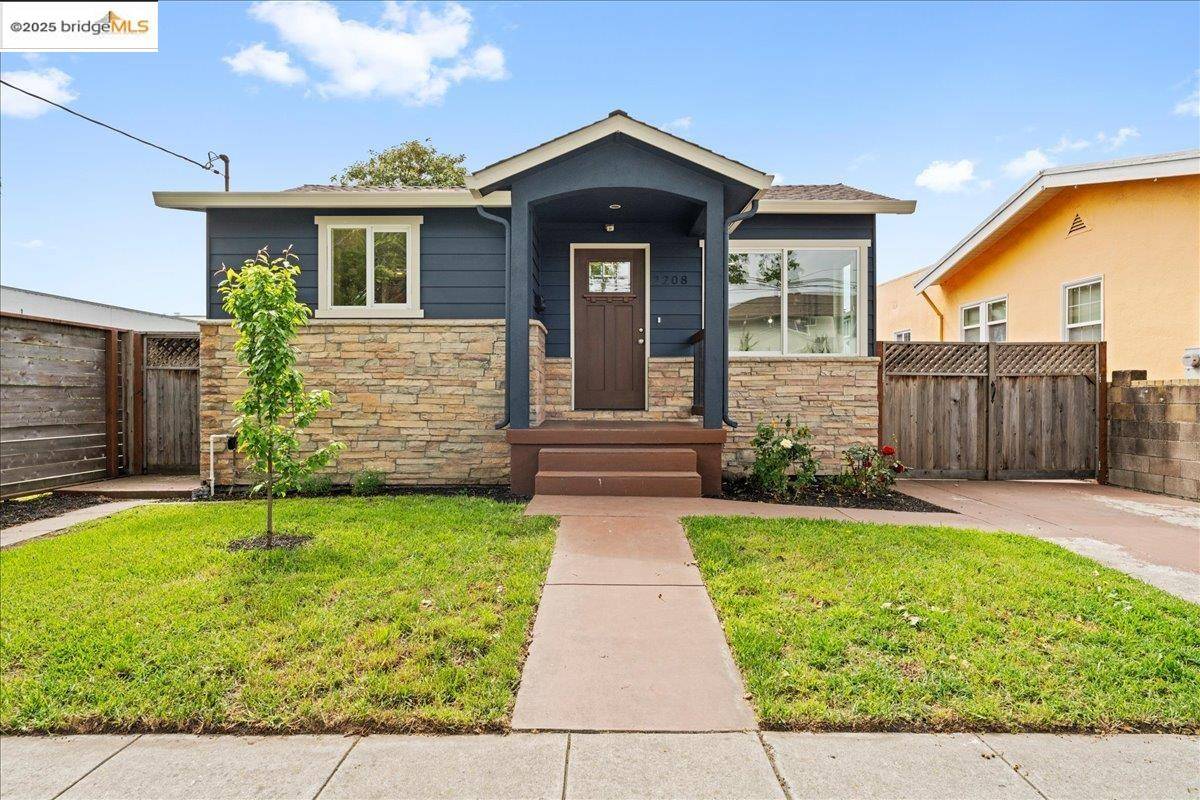 2208 6Th St, Berkeley, CA 94710