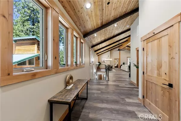 South Lake Tahoe, CA 96150,867 Clement ST