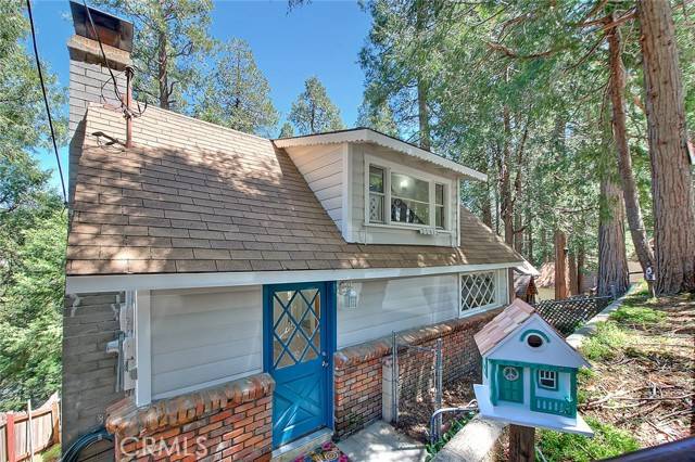 Crestline, CA 92325,23812 Wildwood LN