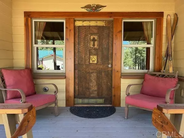 Big Bear Lake, CA 92315,39791 Forest RD