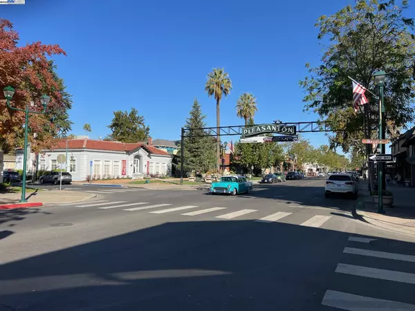 Pleasanton, CA 94566,610 Main St