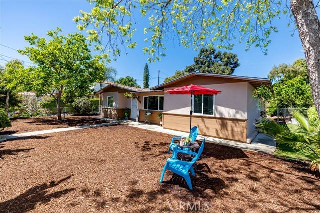 242 E Kalmia ST, Fallbrook, CA 92028