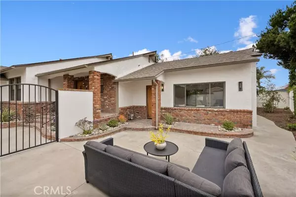 Downey, CA 90240,7210 Finevale DR