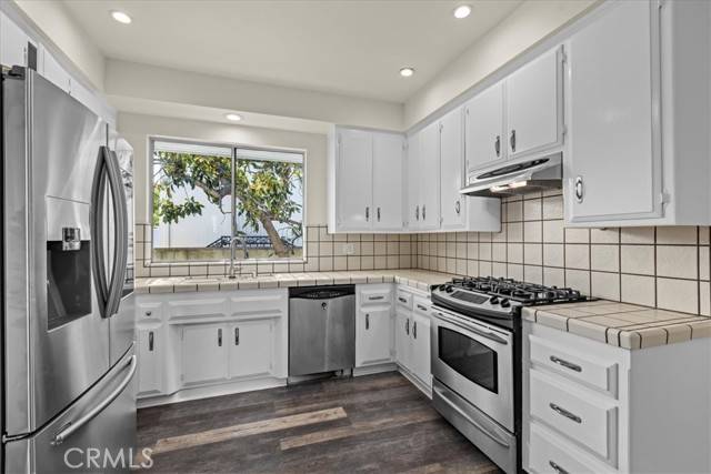 673 W 19th ST, San Pedro, CA 90731