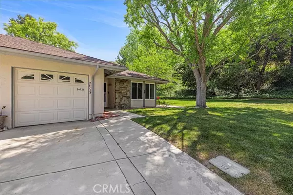 Newhall, CA 91321,26728 Winsome CIR