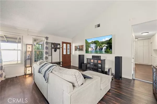 Canyon Country, CA 91351,28142 Thorley CT