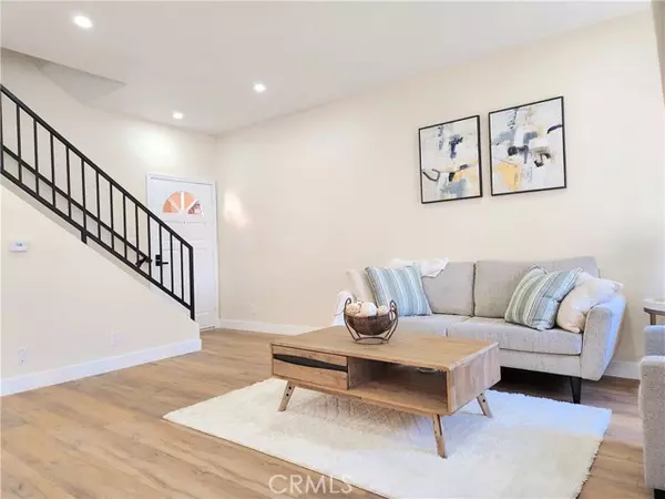 Valley Village, CA 91607,5240 Vantage AVE 101