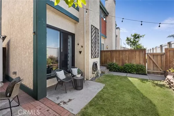 Redondo Beach, CA 90278,2715 Vanderbilt LN G