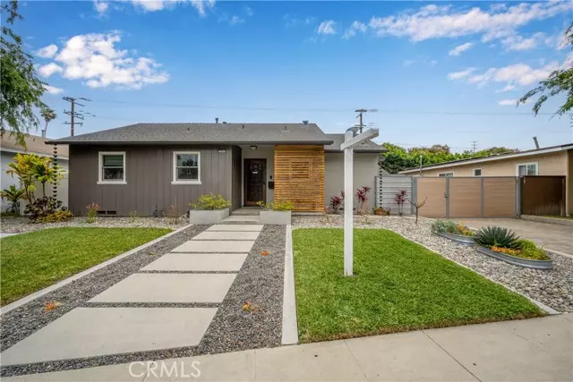 6020 E Walton ST, Long Beach, CA 90815