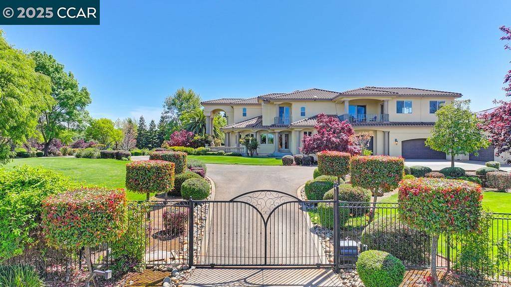 Shingle Springs, CA 95682,5037 Milton Ranch Rd