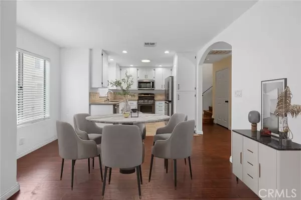 Granada Hills, CA 91344,15744 Devonshire ST