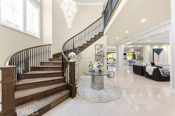 Irvine, CA 92618,123 Calderon