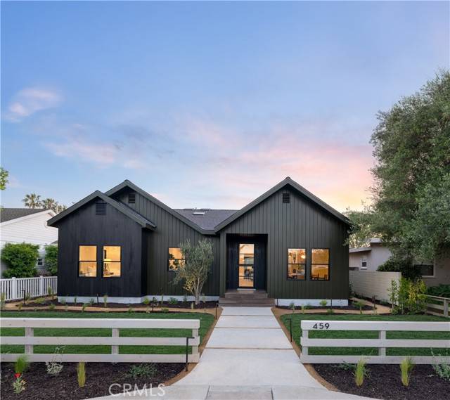 459 E 18th ST, Costa Mesa, CA 92627