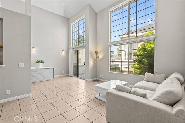 11150 Glenoaks BLD 98, Pacoima, CA 91331