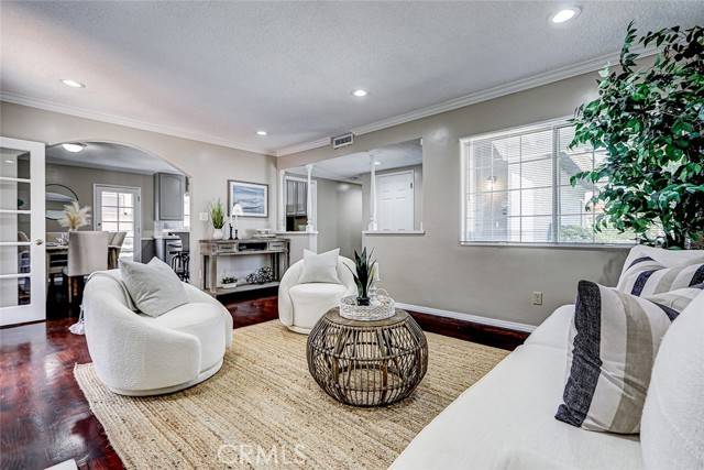 Redondo Beach, CA 90277,312 N Prospect AVE