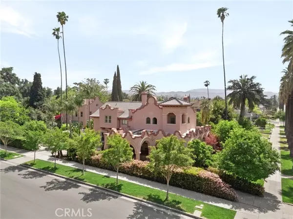 Redlands, CA 92373,405 W Olive AVE