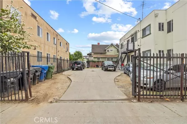 Los Angeles, CA 90006,1500 S Hobart BLD