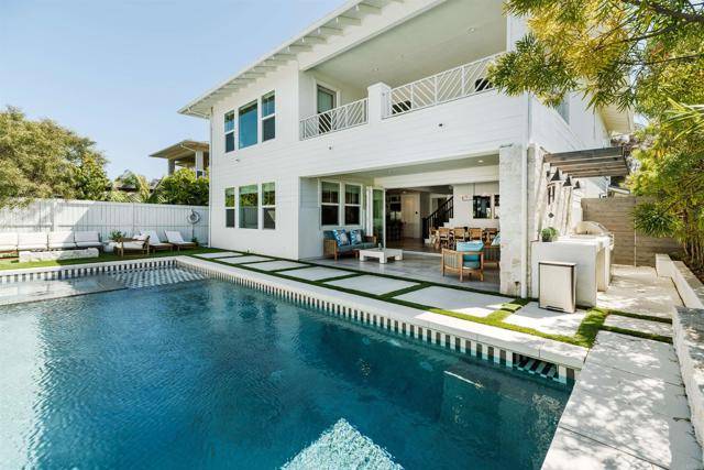 1204 Lanai CT, Carlsbad, CA 92008