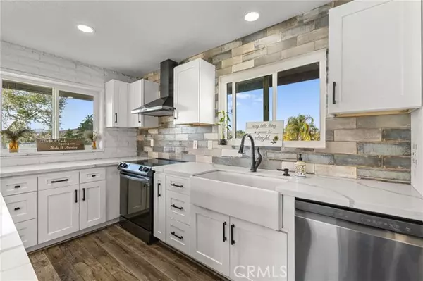 Canyon Lake, CA 92587,22402 Canyon Club DR