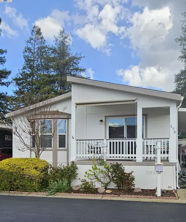 3263 Vineyard Ave #174 174, Pleasanton, CA 94566