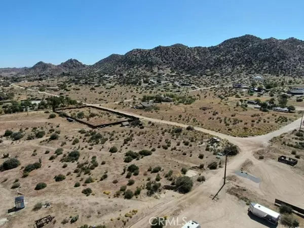 Pioneertown, CA 92268,0 Annie Oakley
