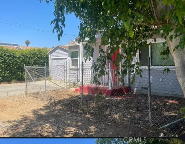 Fallbrook, CA 92028,522 S Pico AVE