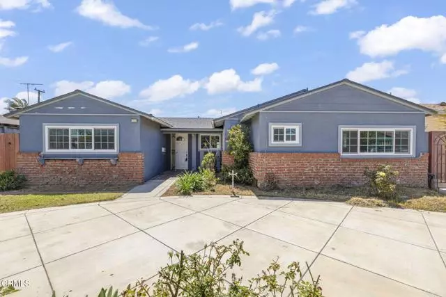 1306 W Hemlock ST, Oxnard, CA 93033