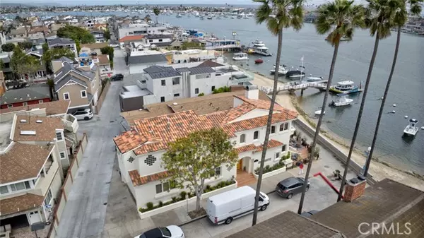 Newport Beach, CA 92662,300 302 South Bayfront