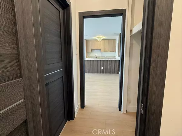 West Hollywood, CA 90069,960 Larrabee ST 120