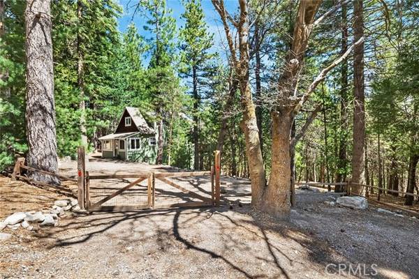 1163 Scenic WAY, Rimforest, CA 92378